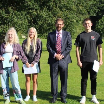 PrincethorpeCollegeGCSEResultsFormalLarge)